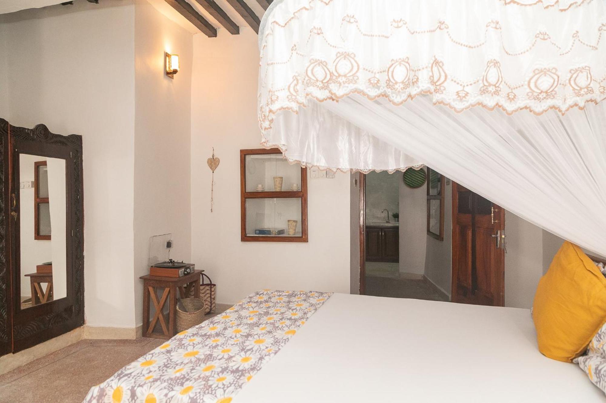 Zanzibar Spice Nest House Hotel Exterior photo